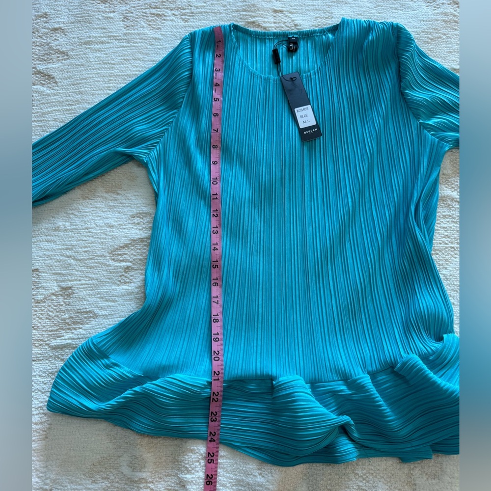 NWT Beulah Turquoise Pleated Top & Skirt Set One Size - Picture 14 of 16
